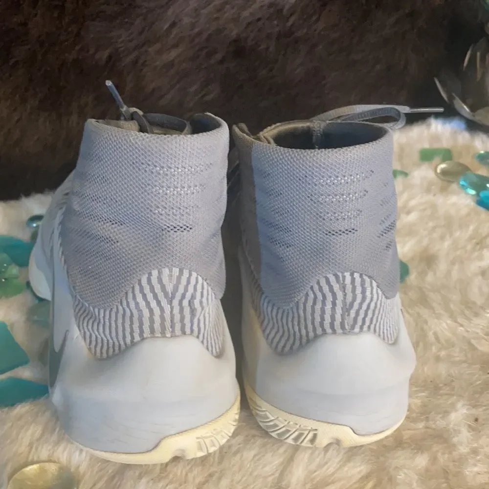 Nike shoes 8 (4490)